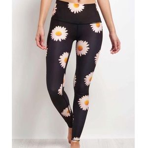 Teeki Leggings / Yoga Pants, Daisy’s 🌼